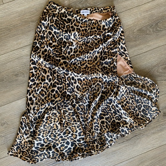 LEOPARD SKIRT - Picture 5 of 6